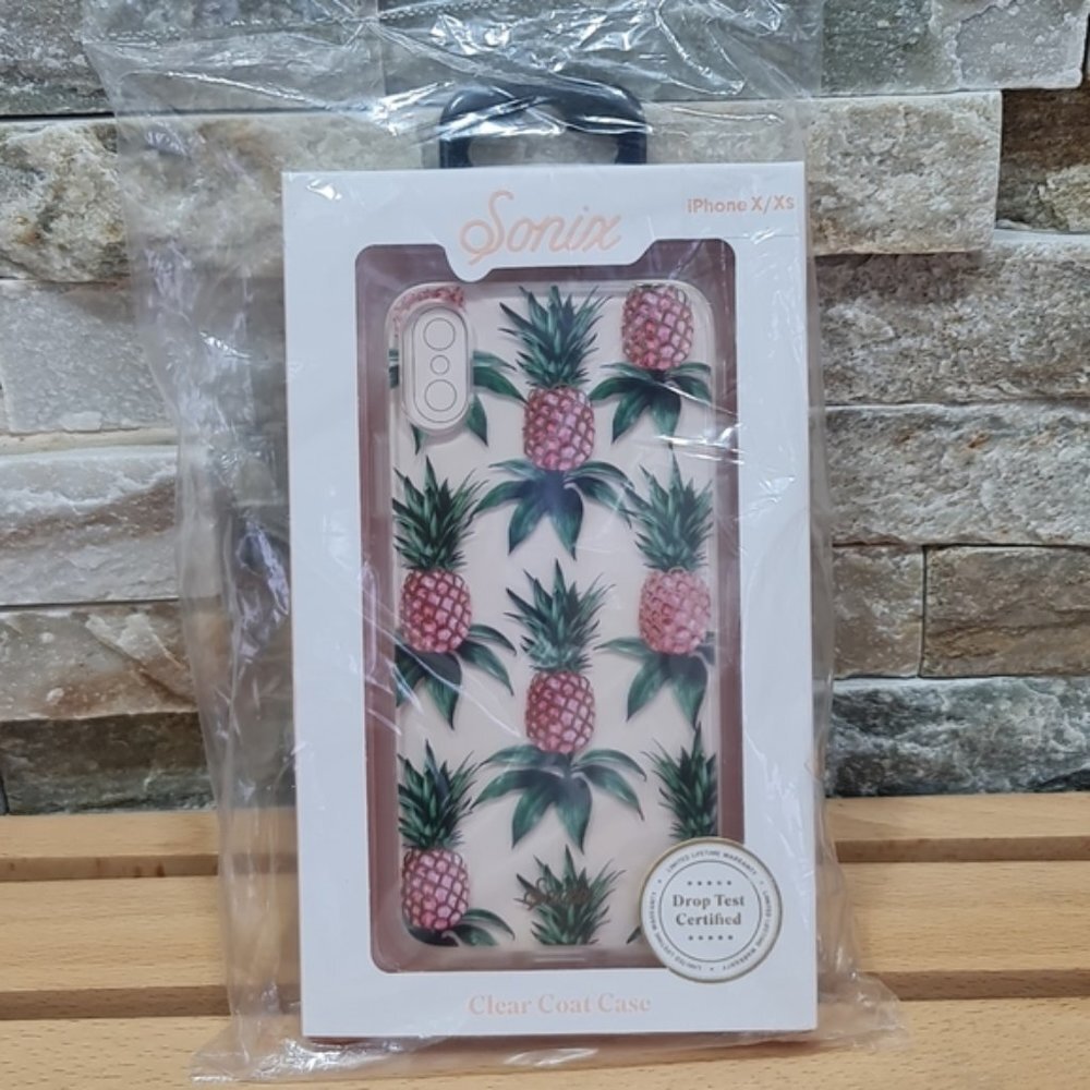 Sonix Pink Pineapple iPhone X/Xs Case - Picture 6 of 7